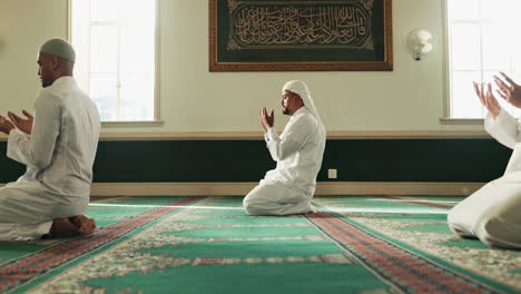 muslims praying in mosque