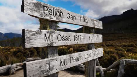 mt ossa sign overland track