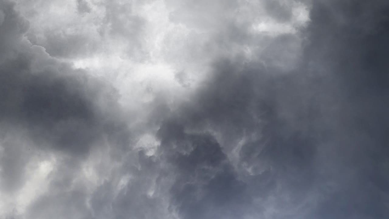 thunderstorm, storm cloud in dark sky 4k
