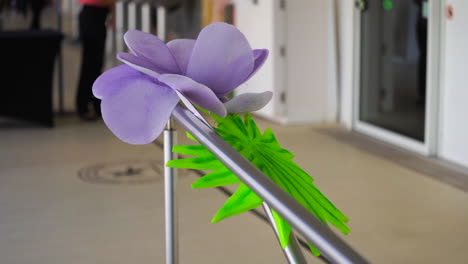 Decoración-Floral-Artesanal-Hecha-A-Mano-En-La-Fiesta-Del-Crucero