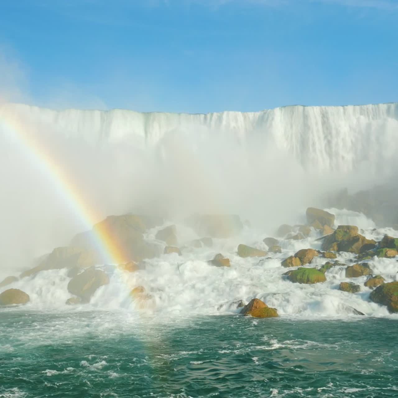 arcoiris y cataratas del niagara