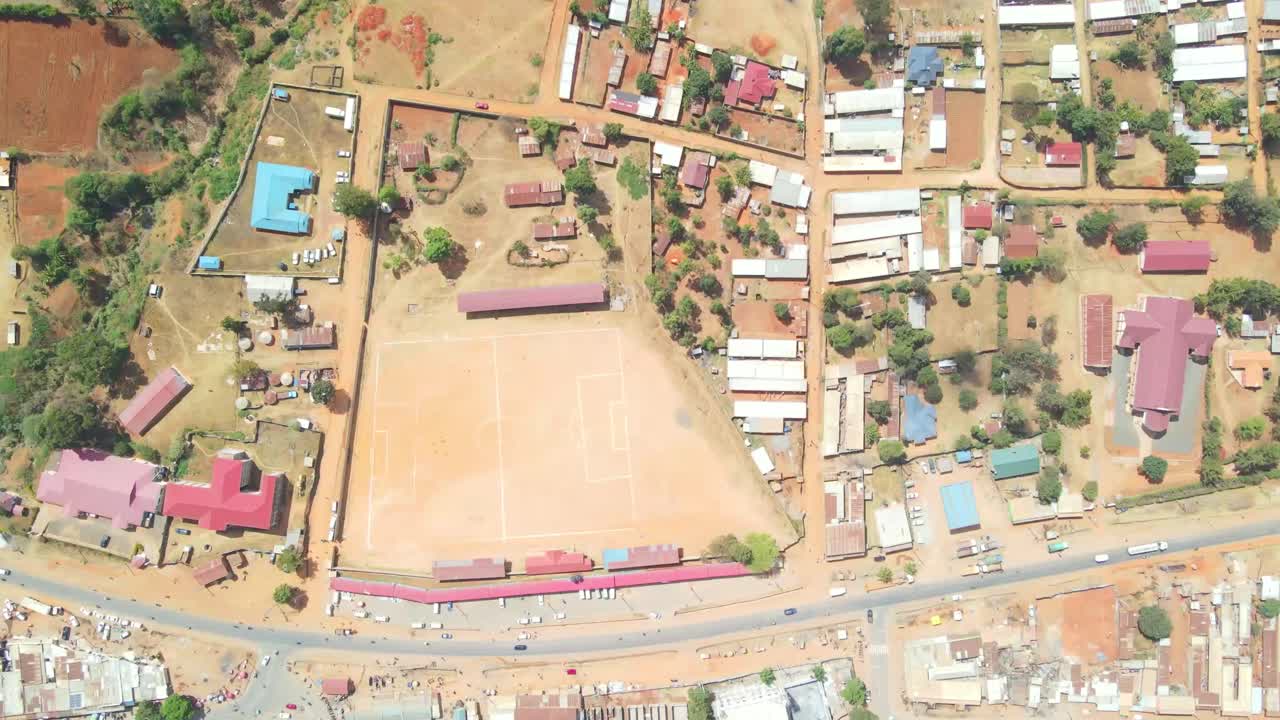 케냐 아프리카의 전통적인 농촌 공동체의 항공 영상