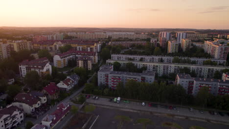 Beautiful-sunrise-over-Krakow,-Cracow,-city,-urban.-Apartments.Early