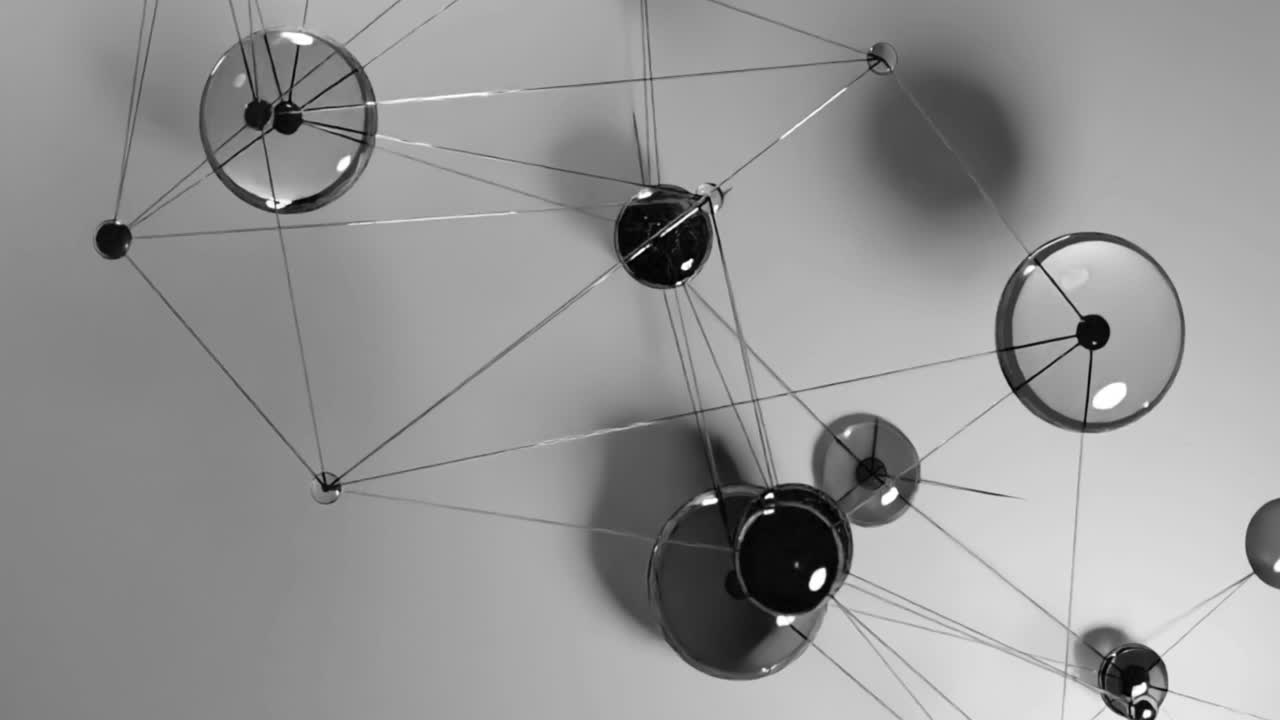 Scanline flickering starting purple map shifting, mobile rotating, tilting, showing network nodes