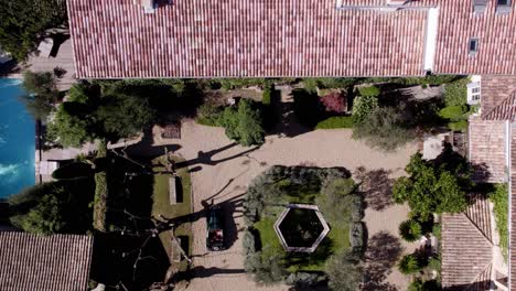 Aerial-rising-shot-above-a-chateau-in-the-south-of-france-with-a-private-pool