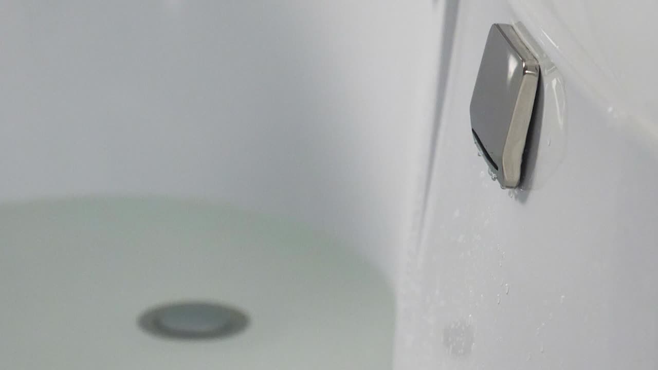 chorro de agua de bañera caliente