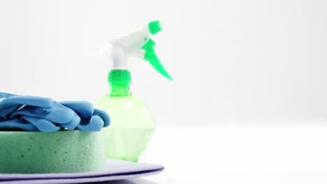 Cleaning-sponge,-gloves-and-spray-bottle