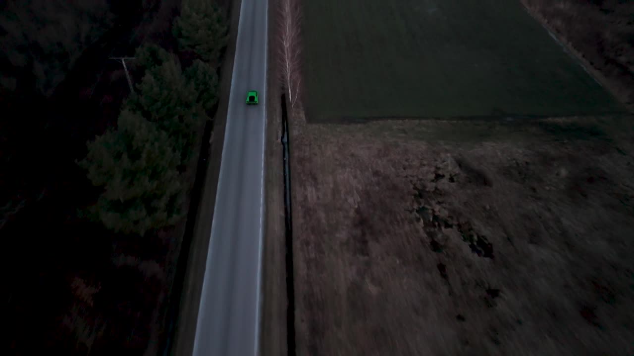 람보르기니 허리칸 (lamborghini huracan) 은 고급스러움, 속도, 이탈리아 공예의 혼합물로 자동차 애호가들에게 완벽합니다.