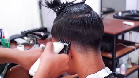 hairdresser for men