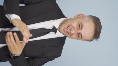 Vertical-video-of-Confident-businessman.