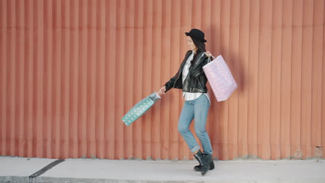 mujer de compras