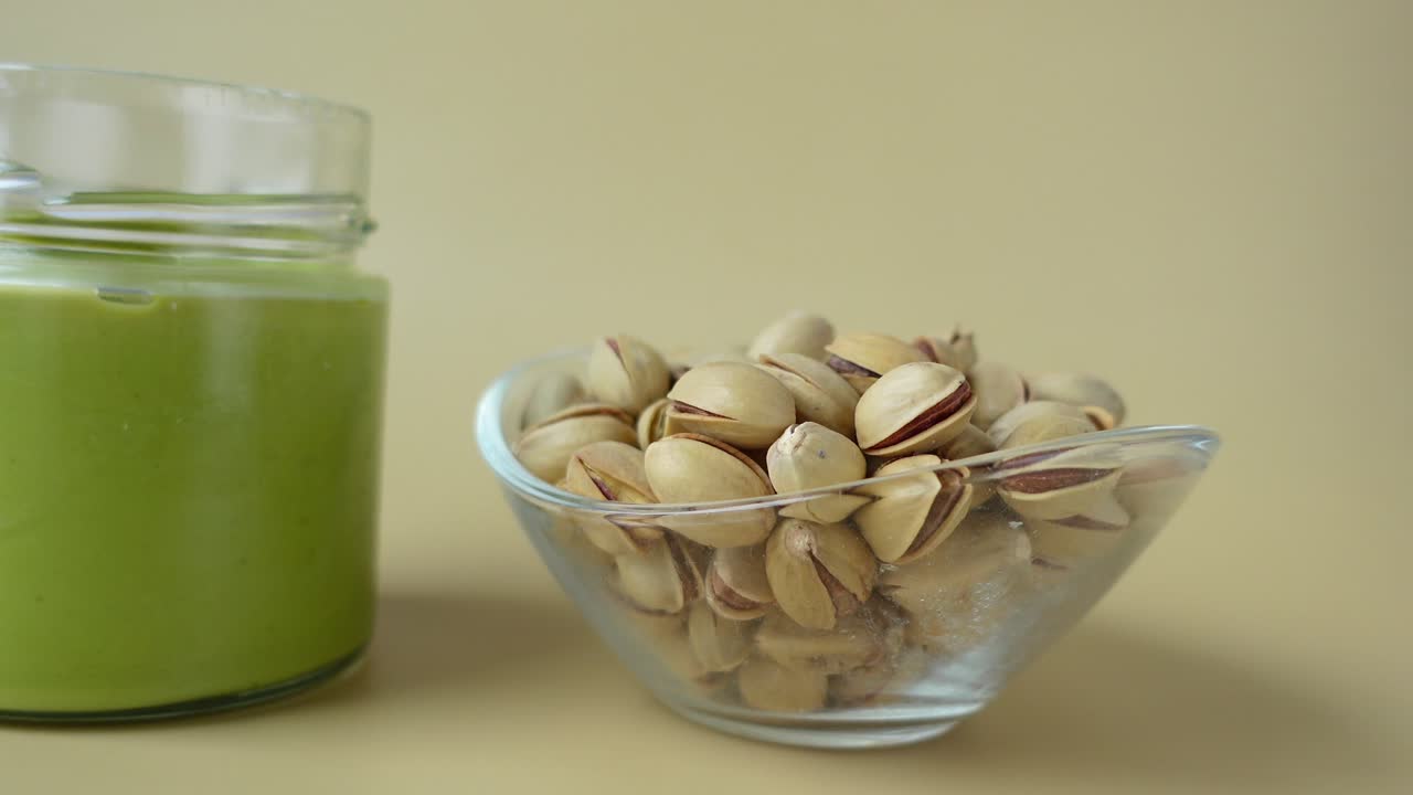 피스타치오와 피스타치우 버터