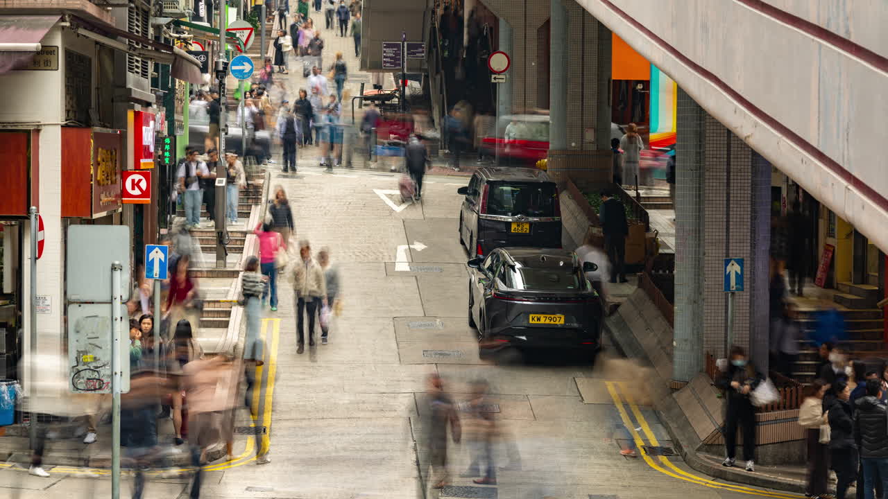 Busy Hong Kong Street Scene