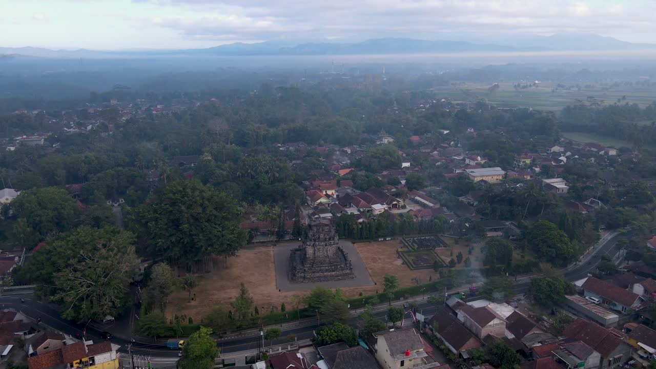 templo mendut, vista panorâmica sobre a vasta paisagem
