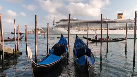 venice from boat 4k 43