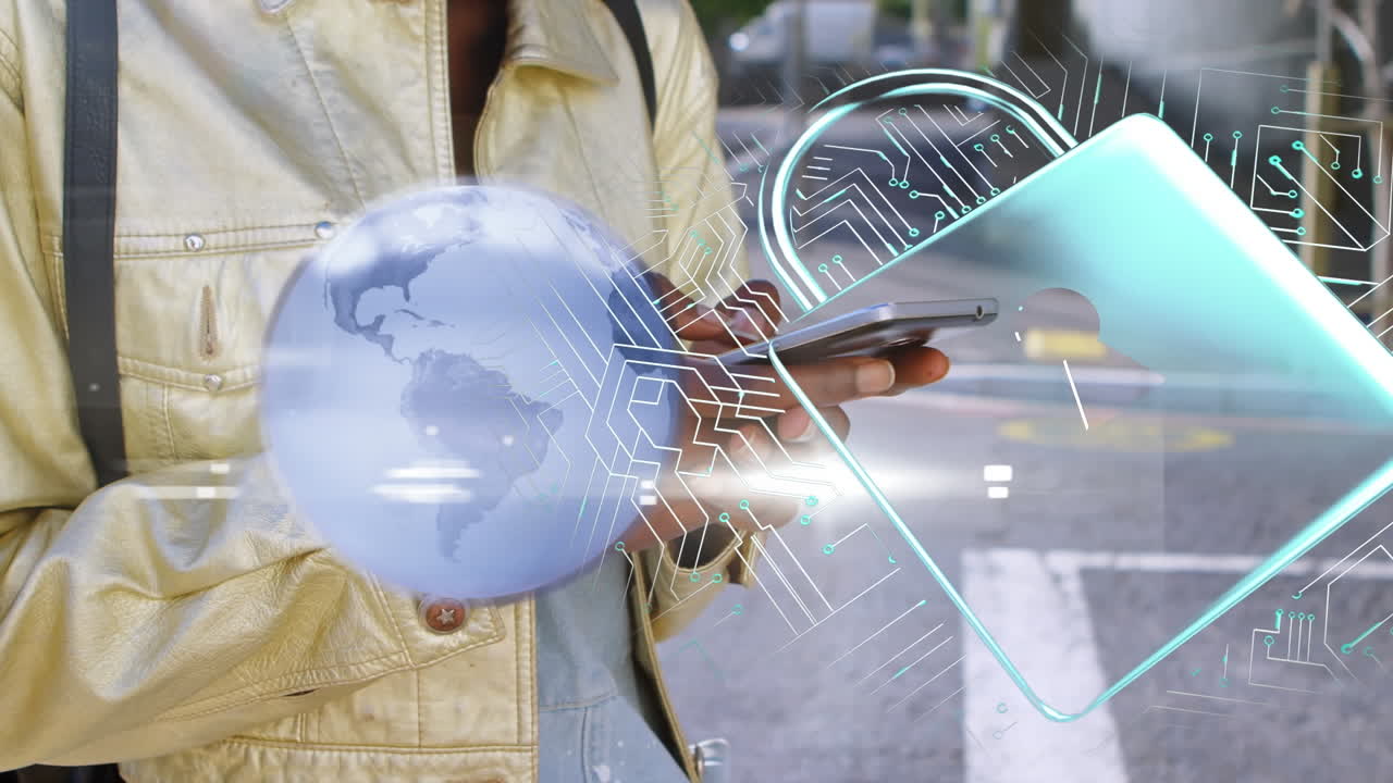animación de un candado, una placa de circuito de computadora y un globo sobre una mujer afroamericana que usa un teléfono inteligente