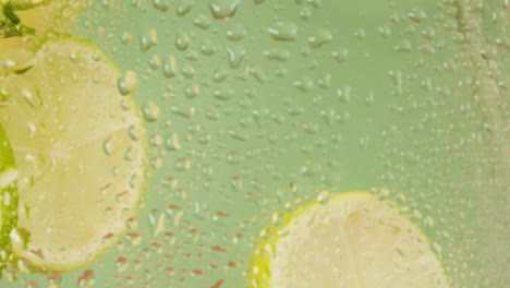 lime slices in water