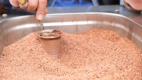 making turkish coffee