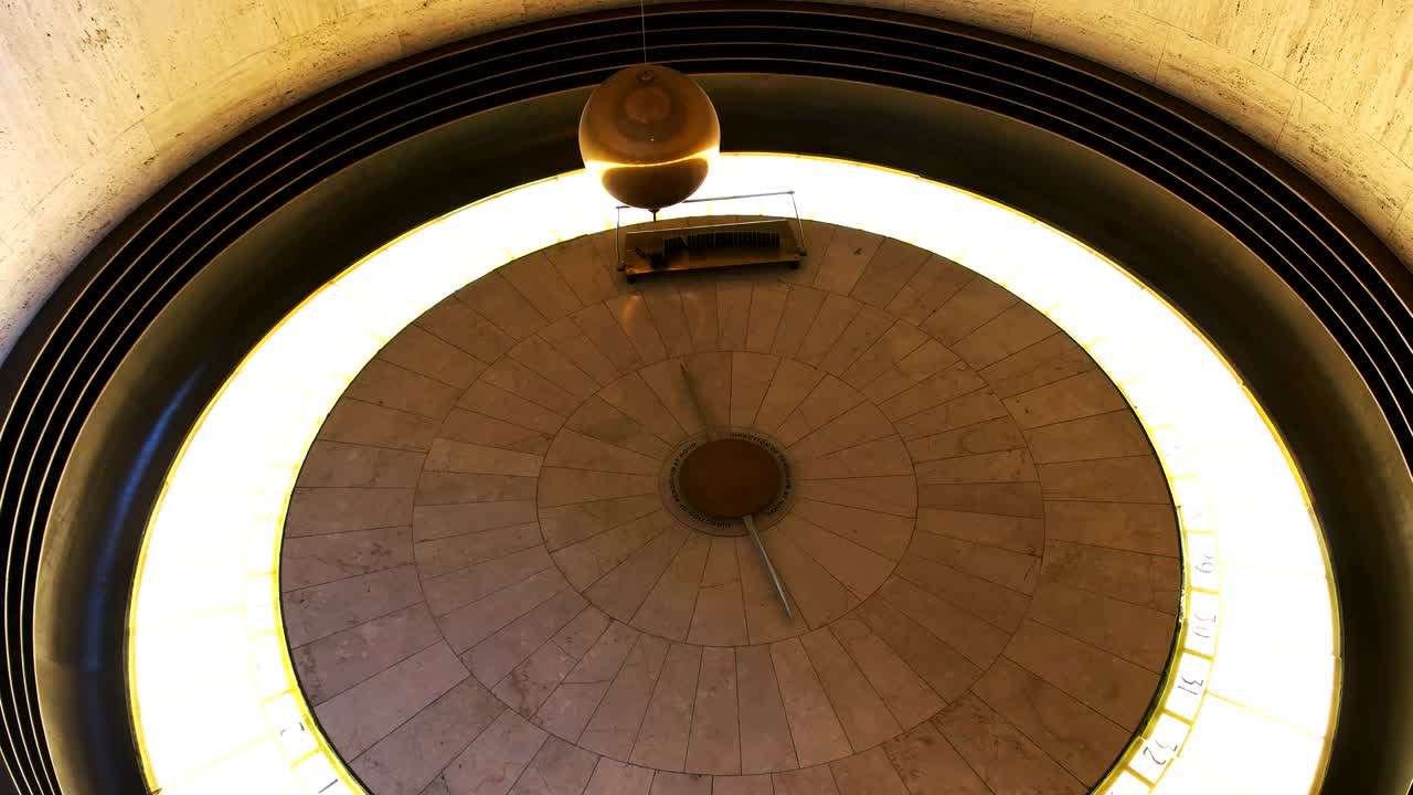 푸코 들럼 (foucault pendulum)