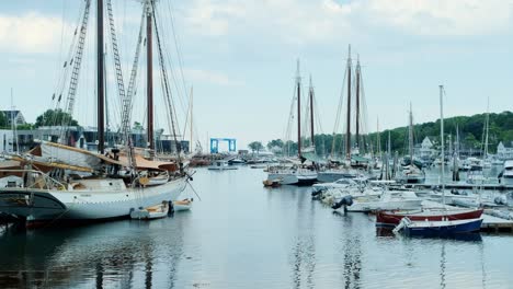 Hafen-Von-Camden-Maine-Voller-Boote