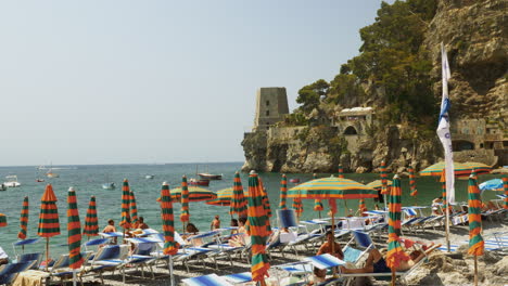 The-beach-in-Positano-village,-Italy-in-the-mid-day-sun