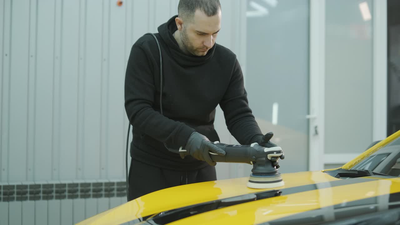 Professional Car Detailing – Washing, Ceramic Coating, and Interior Cleaning