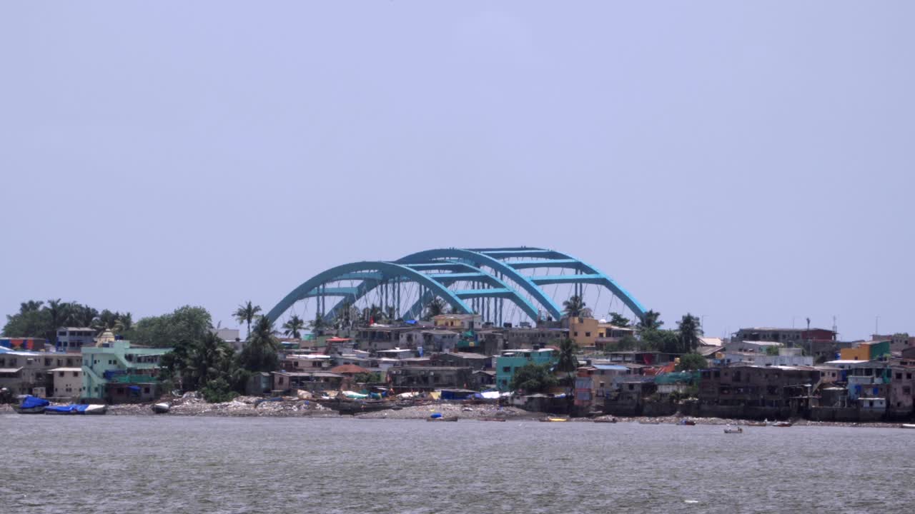 해안 도로 해상 연결을 위한 두 번째 기어