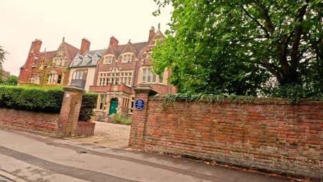 una vista panorámica de un edificio histórico de oxford