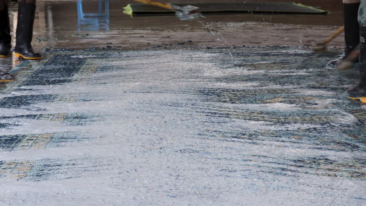 카 더러움을 아내는 것