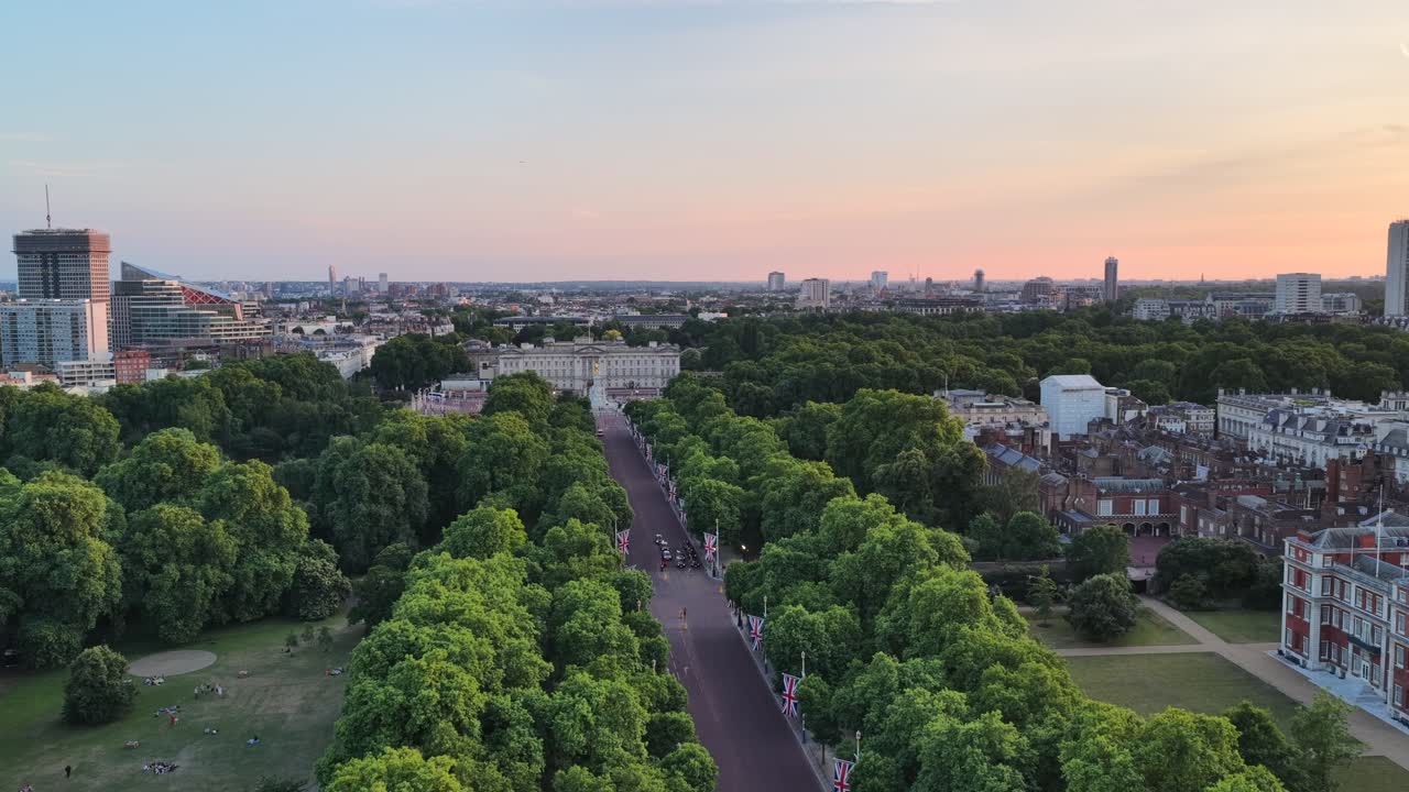 4K Aerial of Buckingham Palace, in London, UK in June 2025.