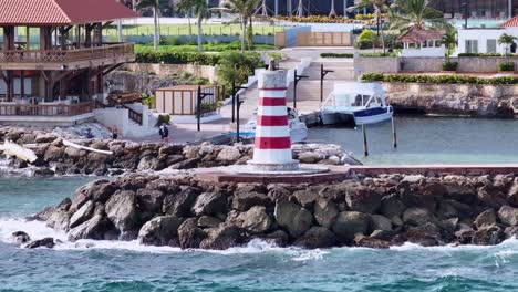 Breakwater-on-Caribbean-shoreline-at-Captain-Kidd-restaurant,-La-Romana