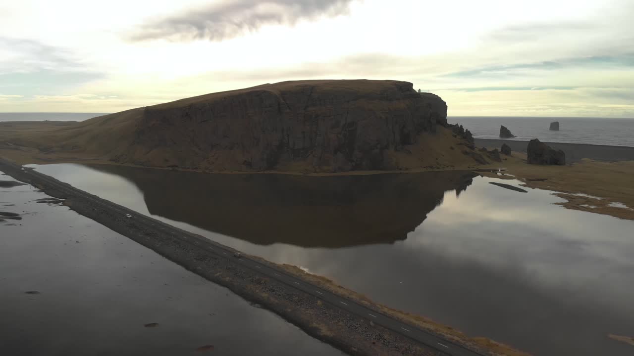 кинематографическая съемка потрясающего исландского пейзажа