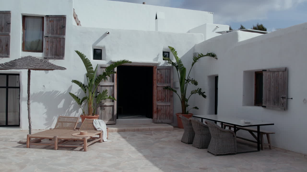 Appartamento per vacanze Casa Sukha in una giornata estiva a Ibiza, Spagna