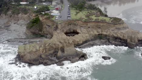 Área-Natural-Estatal-Devils-Punch-Bowl,-Condado-De-Lincoln-En-Oregon