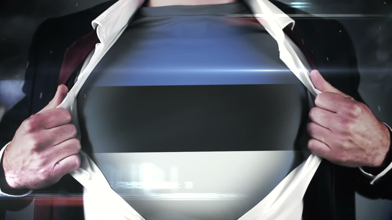 에스토니아 발을 드러내기 위해 셔츠를 열고 있는 사업가