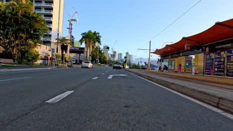 un viaje a través de broadbeach y el paraíso de los surfistas