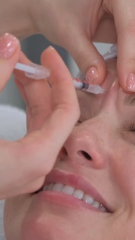 procedimiento de inyección facial