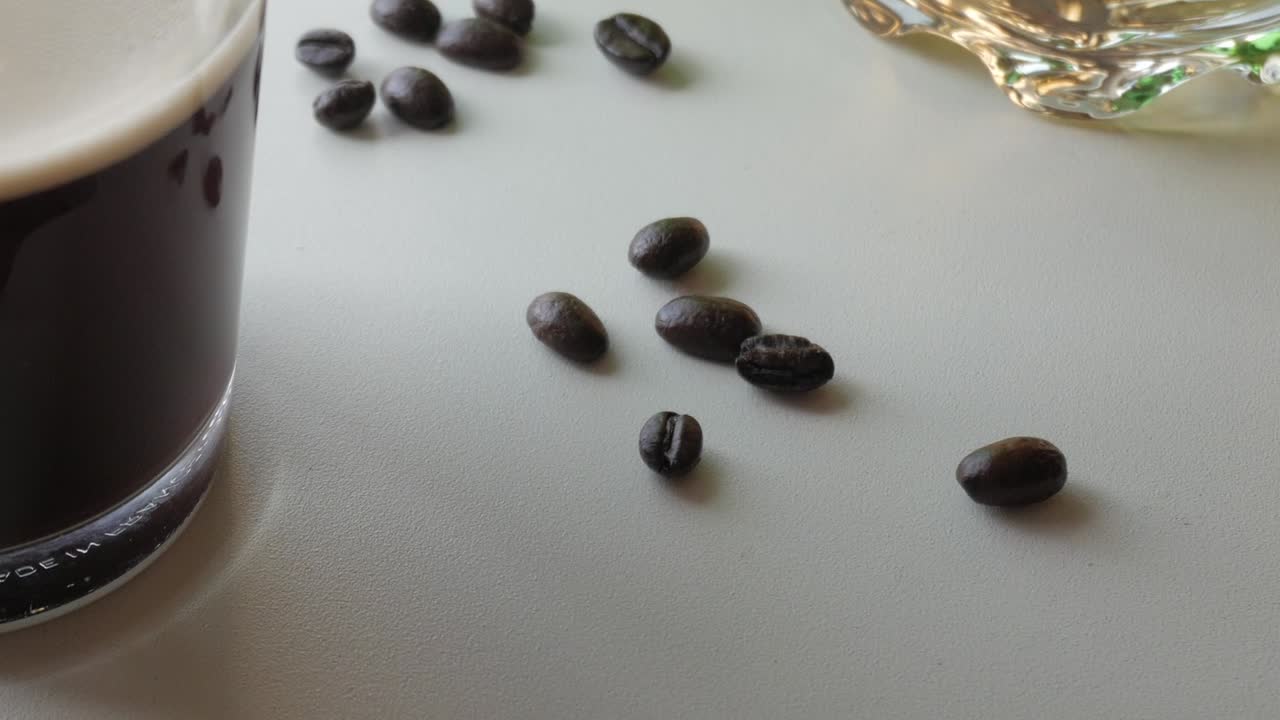 커피와 커피 콩