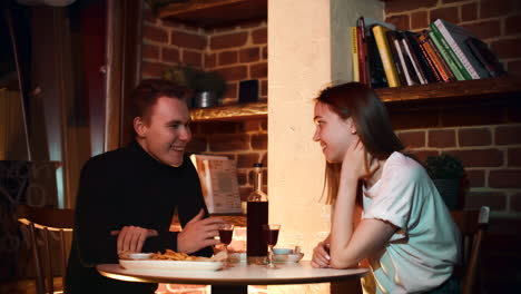 couple enjoying a romantic dinner