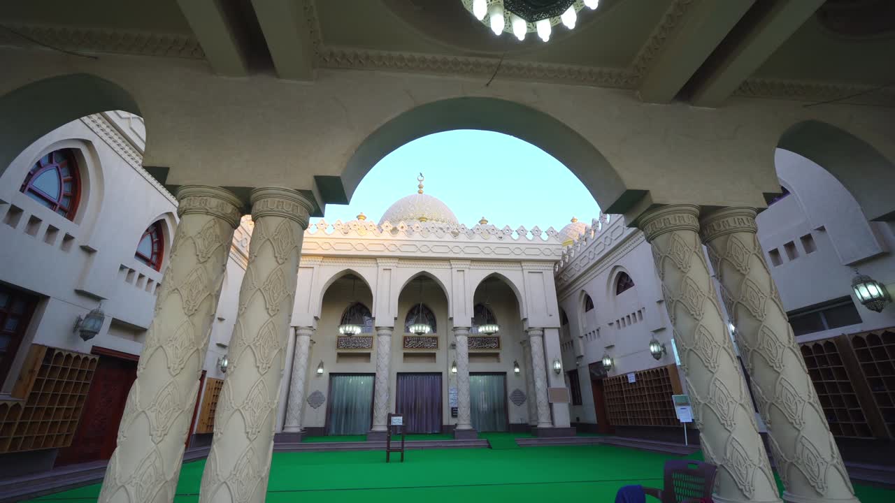 interior de la famosa mezquita el mina en hurghada, egipto