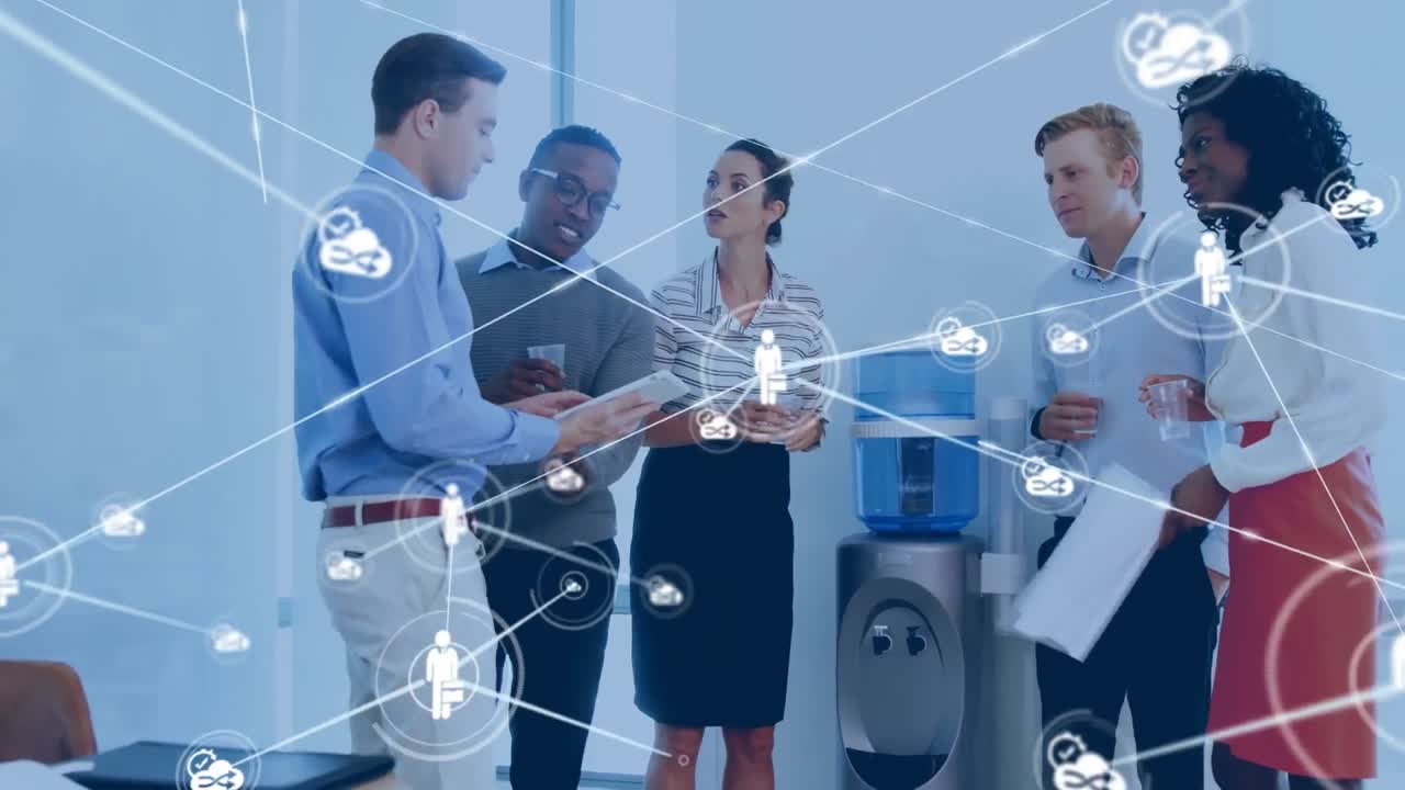 전자 장치를 사용하는 다양한 사업자들에 대한 연결 네트워크의 활성화