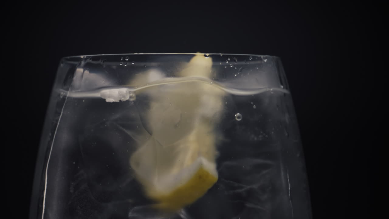 концепция приготовления коктейлей и миксологии