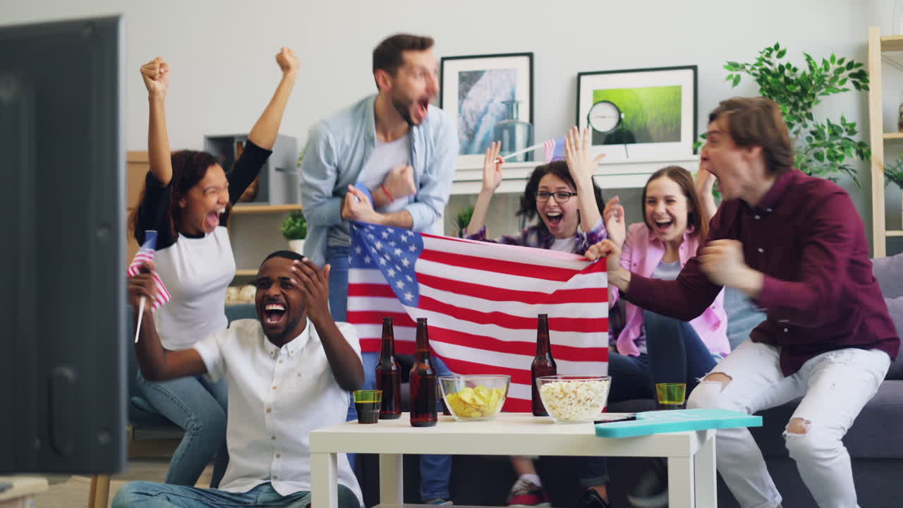 스포츠 의 승리 를 축하 하는 친구 들