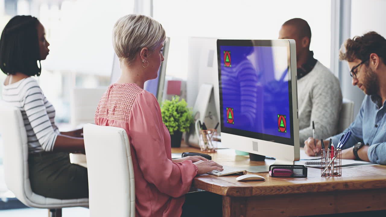 todo lo que hacen, lo hacen con creatividad.