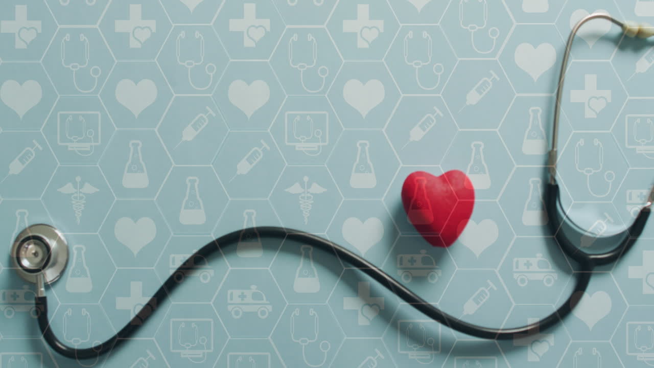 심장을 가진 스테토스코프 위에 의료 아이콘의 애니메이션