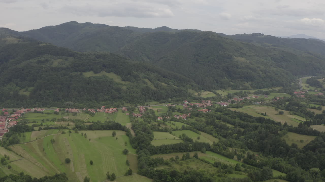 горные кадры, снятые дроном dji mavic 2 pro