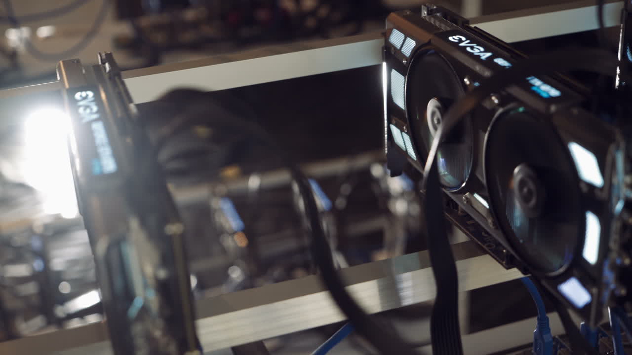 Working graphic video cards for e-currency. Computer for Bitcoin and cryptocurrency mining. Crypto farm.