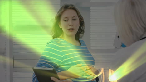 animación de rastros de luz sobre el médico caucásico y el paciente