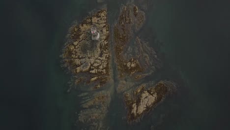 Aerial-Flyover,-Vanderbilt-Reef-Crevice,-Green-Ocean-Water,-Corel-Reef,-Juneau-AK