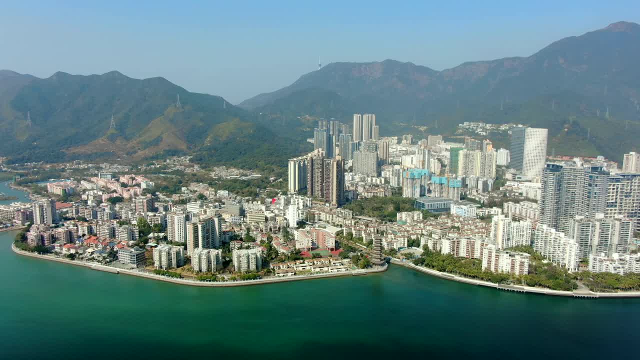 아름다운 맑은 날 심천 해안선의 공중 전망